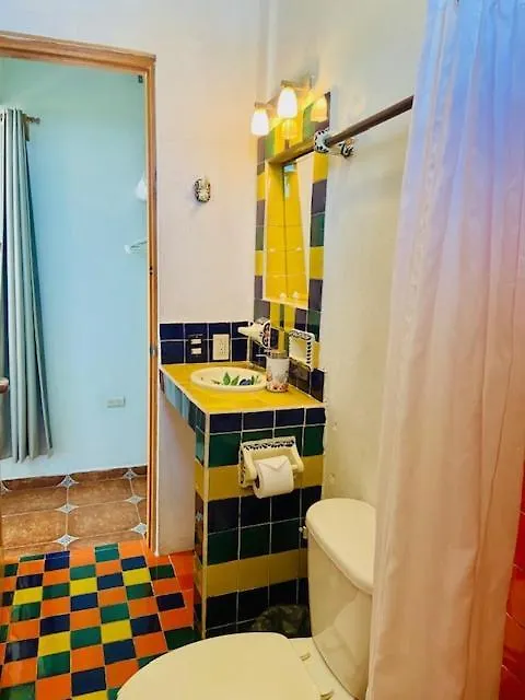 Casa Kini En كانكون منزل للإقامة